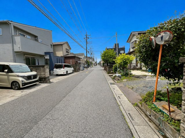 教育・商業施設が整った閑静な住宅街です。粕壁小学校まで徒歩約12分(950ｍ)！