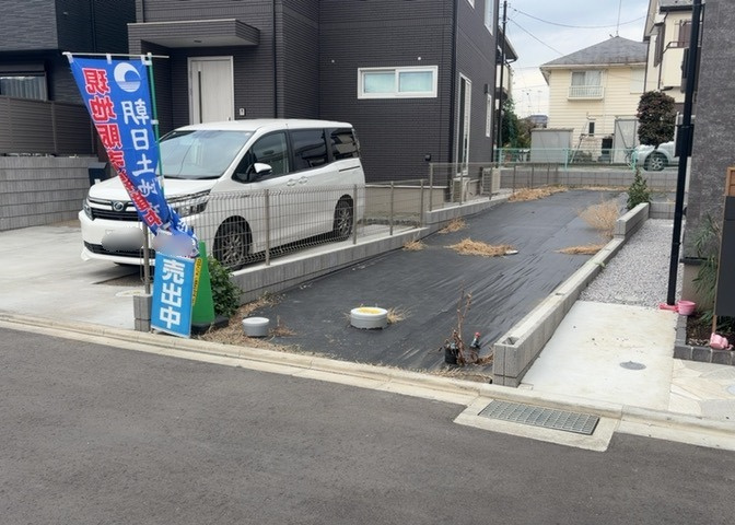 物件の詳細については、現地を見てわかること以外に、役所や法務局などで調べないとわからないことがあります。そのため、現地に行く場合は、もしこの物件を買ったらどのような生活ができるかをイメージしましょう。