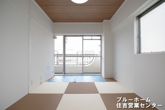 6帖の和室です！2面採光で明るいお部屋です！