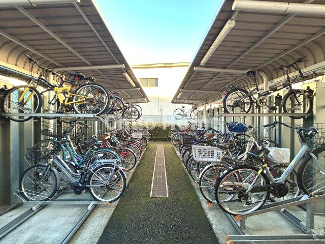 【自転車置き場】最新の空き状況や費用などの詳細は担当スタッフまでお問い合わせください。