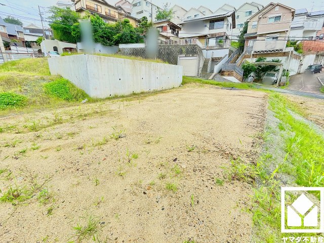シンプルで飽きのこない、暮らしに余白をもたらす理想の家を建てられる一区画です。