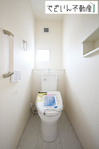 シンプルで清潔感のある空間は、毎日使う場所だからこそ嬉しい。家族みんなが快適に過ごせる工夫が詰まっています。　現地(2026年6月撮影)