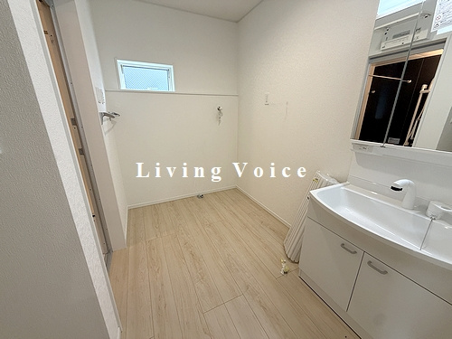 厚木市愛名第10　新築一戸建て　全3棟