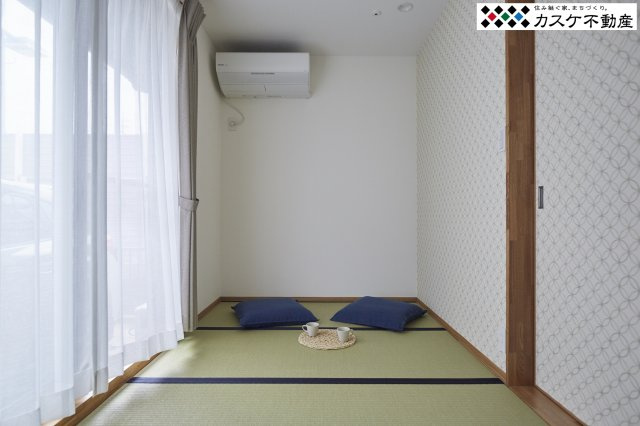 戸を開けると、リビングとも繋がりリビングをより広く見せることができます。