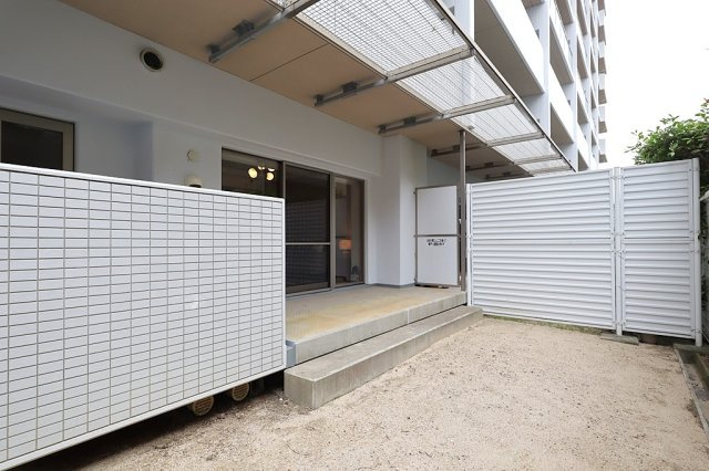 専用庭付きの1階部分になります