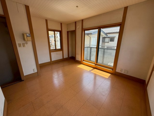 視線が気になりにくく、採光も取りやすい2階リビング