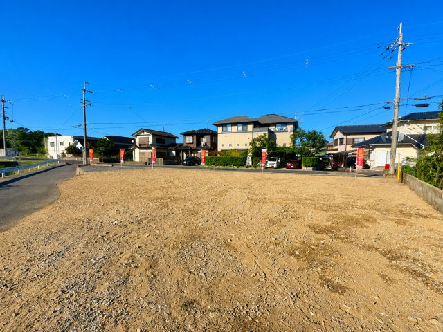 落ち着いた雰囲気の外観です