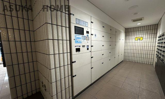 不在時にもあると大変便利な宅配ボックスを完備♪