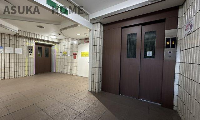 朝の忙しい時間に特に嬉しいエレベーターを2基完備♪