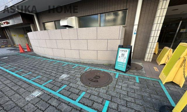 エントランスには便利なLUUPポート設置