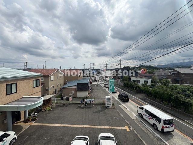 前面に高い建物はなく、陽当たり・通風ともに良好です！