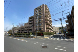 ライオンズガーデン京王南大沢の外観