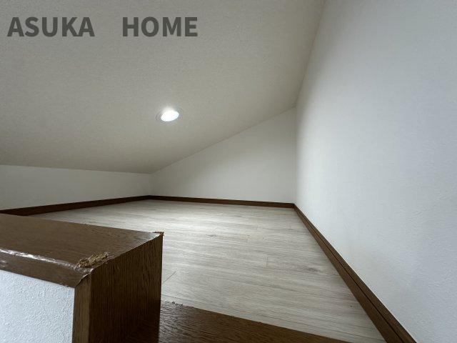 2階洋室にある家事の時短にも役立つ食器洗浄乾燥機も標準装備♪