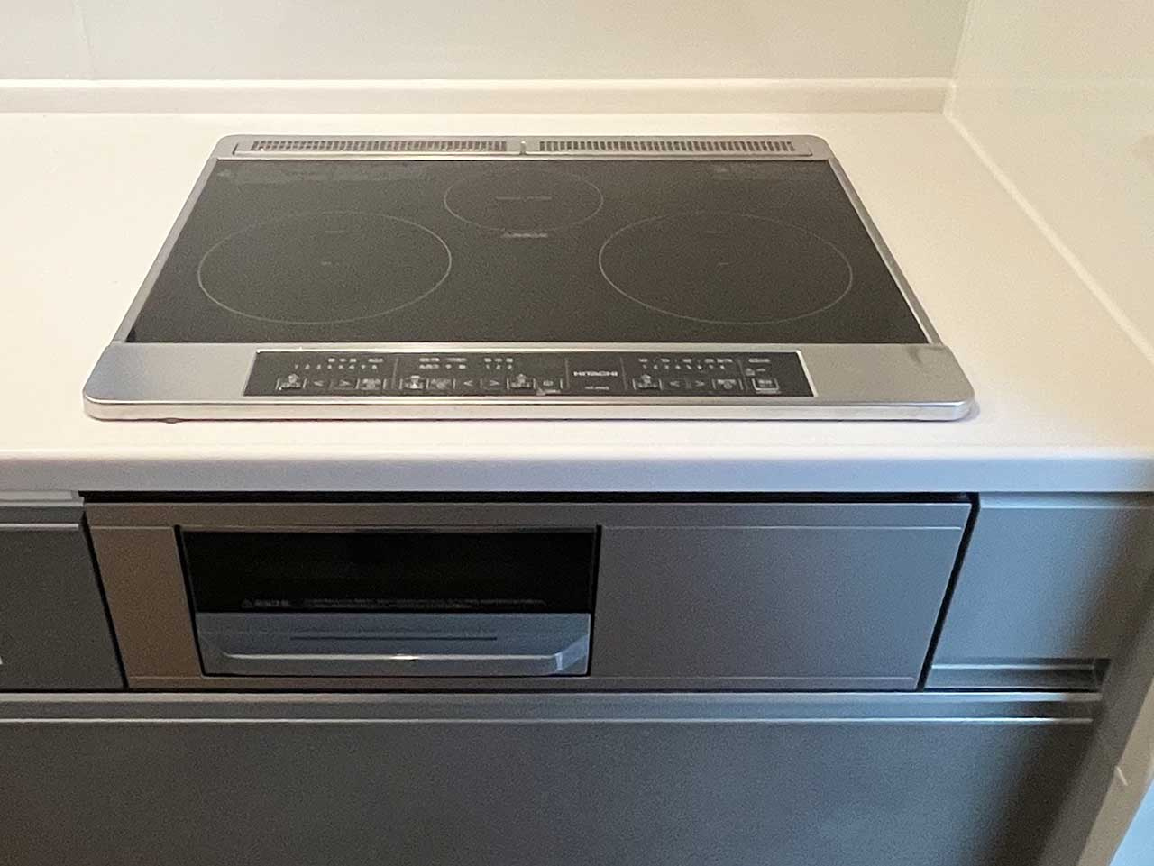 三口コンロでお料理時間も短縮できます
