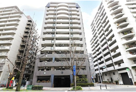 シャルマンフジ・リッツ南堀江公園　日吉小学校の外観