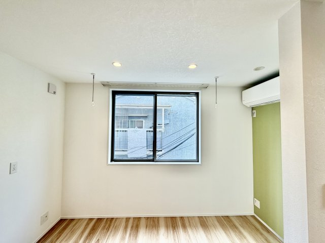 充実した生活は伸びやかな居室空間から始まります。快適に・伸びやかに。心の潤いを求める方々へ。