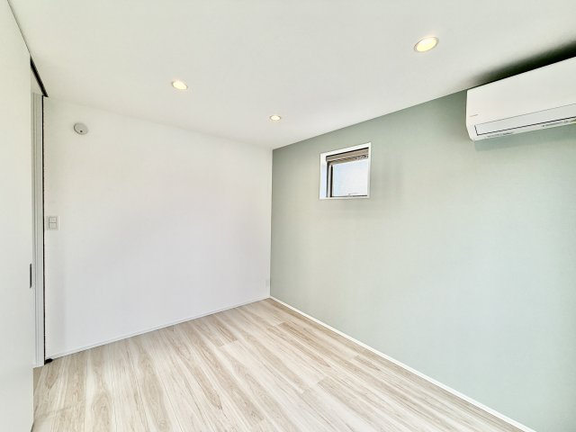 うららかな陽射しがどのお部屋にも降り注ぎますように、快適さを追求した間取設計。得難い立地環境での生活を恵みの豊かな永住の地へと変えてくれます。