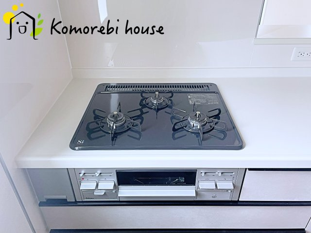コンパクトなキッチンで掃除もラクラク