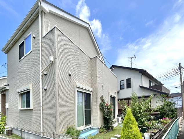 ■外観｜特徴のある個性的な住まいと美しい街並み、そして住みやすい環境を、ぜひ現地でご覧になりませんか。お気軽にお問合せください(^^)　　