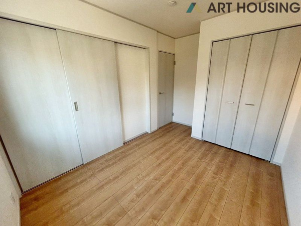 【町田市鶴川４丁目　新築一戸建て　3号棟の洋室】