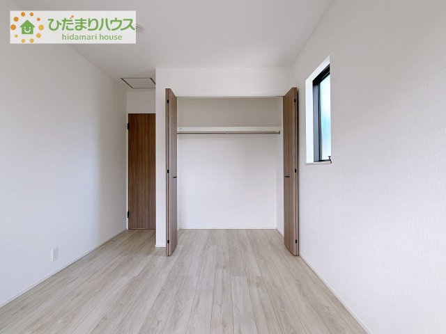 お洋服の多い女性に人気！収納力の高いクローゼット付き☆彡