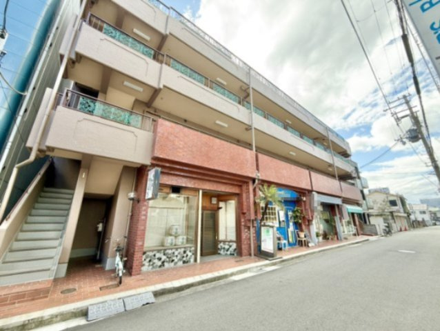 外観：328000631029