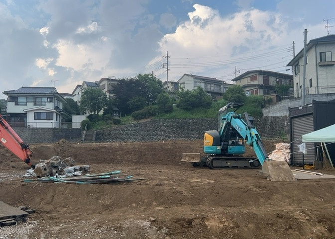 土地探しをしていると都市計画区域という言葉を目にすると思います。法律によって、都道府県知事や国土交通大臣が指定するエリアのことを指しており、都市計画区域は市街化区域と市街化調整区域に分けられています。