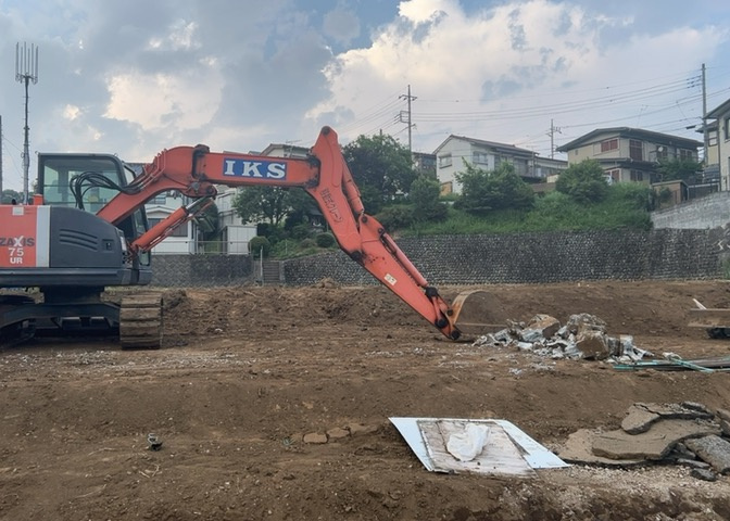 家を建てる前提で土地を探している場合、地盤の丈夫さは譲れない条件の一つです。地盤が脆弱だと追加工事が必要となります。また、過去に地盤沈下や液状化現象を起こした土地は、できるだけ避けた方がいいでしょう。