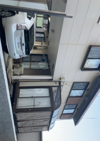 物件の詳細については、現地を見てわかること以外に、役所や法務局などで調べないとわからないことがあります。そのため、現地に行く場合は、もしこの物件を買ったらどのような生活ができるかをイメージしましょう。