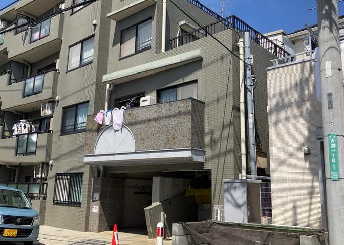 眺望の良さを楽しめるダイニングキッチンで家族団らんの時間を過ごしてはいかがでしょうか。バルコニーから見える景色を家族で眺める時間は、時間が経つのを忘れてしまいそうですね。是非、現地を見に行きましょう！