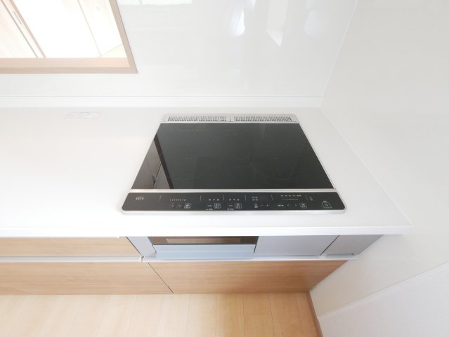 新品ＩＨクッキングヒーター