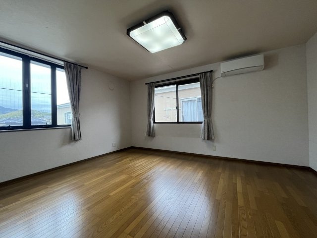 各居室への移動もスムーズな間取りです。