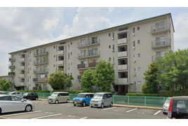 岩成台西団地508棟の外観