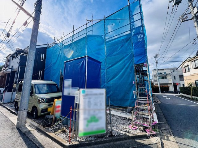 まいばすけっと練馬土支田店まで徒歩10分。23時まで営業しているため、お仕事帰りでも立ち寄りやすく、日々のお買い物に便利な立地です。