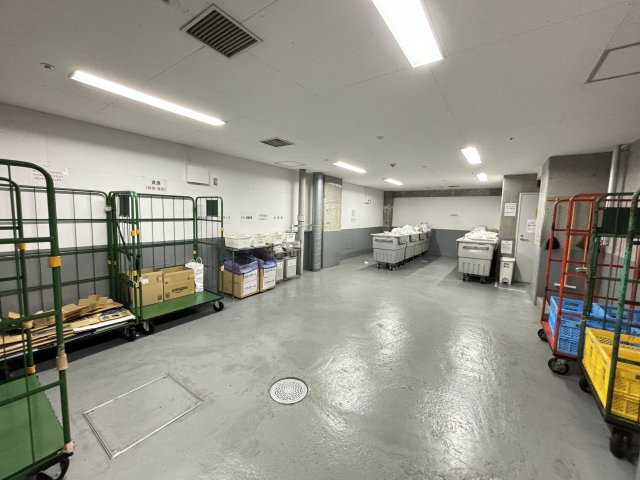ゴミ置き場（地下1階）