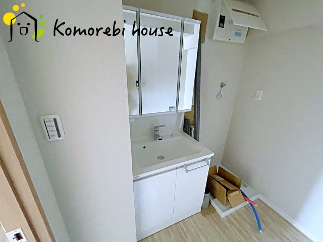 使いやすい独立洗面台です