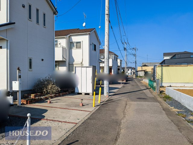 周辺環境は大切な要素。道幅や駐車など、ご確認ください。