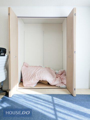 収納付きの居室は、荷物がスッキリと片付き、お部屋を広く使えます。