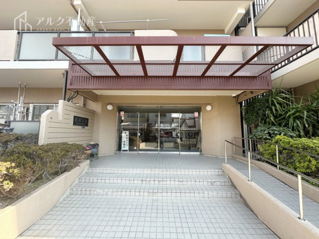 マンションアプローチ