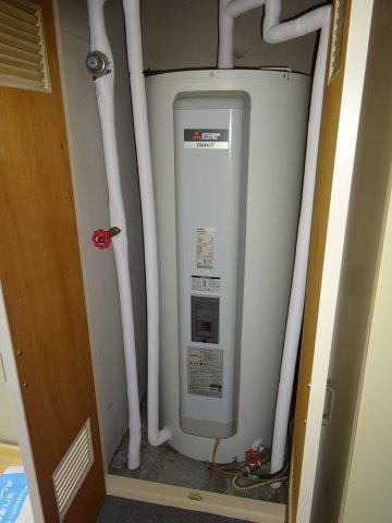 電気温水器