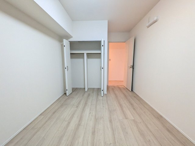 ～収納力の高いクローゼット完備～