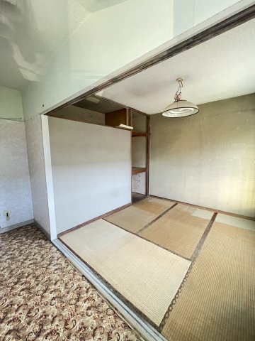 和室、ちょっとしたくつろぎスペースにいかがでしょうか