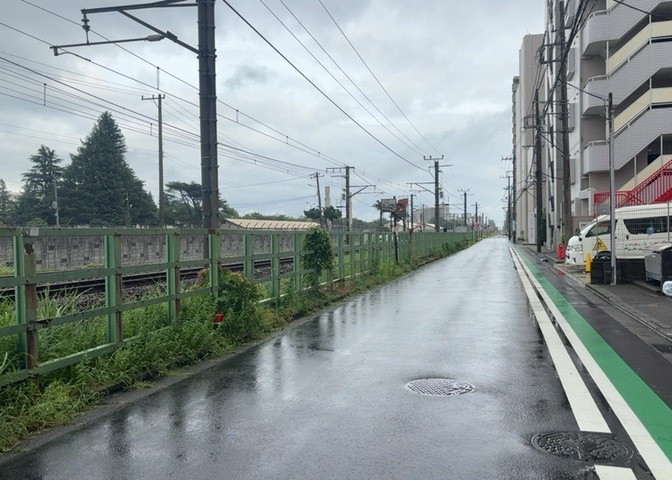 眺望の良さを楽しめるダイニングキッチンで家族団らんの時間を過ごしてはいかがでしょうか。バルコニーから見える景色を家族で眺める時間は、時間が経つのを忘れてしまいそうですね。是非、現地を見に行きましょう！