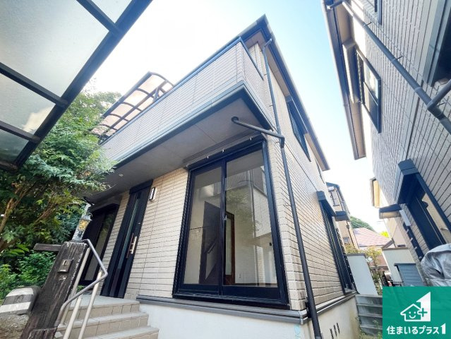 周辺は落ち着いた街並みの住宅地！子育てがしやすい住環境です！気になることがありましたら、お気軽にお問い合わせください！　