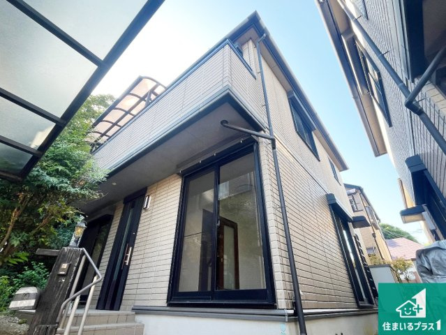 周辺は落ち着いた街並みの住宅地！子育てがしやすい住環境です！気になることがありましたら、お気軽にお問い合わせください！　