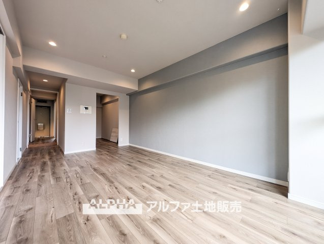 【A　home　found　by　chance】　◆偶然見つけた物件で◆思わぬ空間を手に入れたい。愛を育み、人と出会い、新たな命に恵まれる。そんな未来を創造してぬくもりのある住空間を君と共有したい。