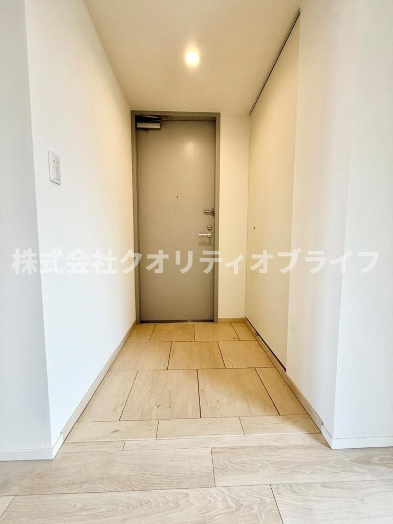 広々とした玄関