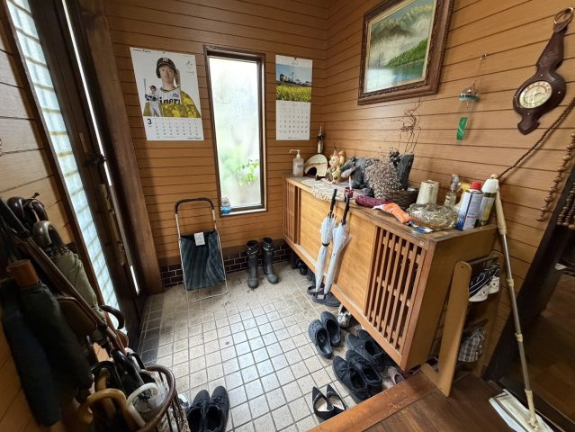 明るい玄関です