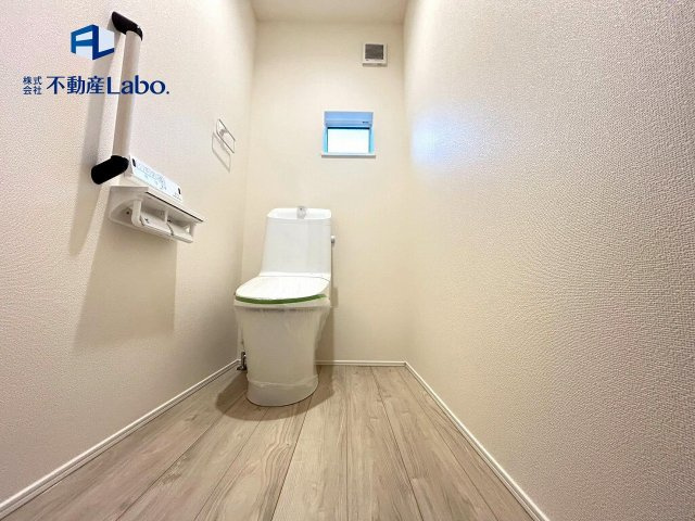 ●北側居室側トイレ●　平屋でもトイレは2ヵ所にあり♪　