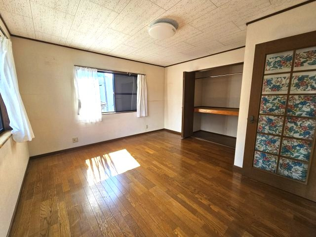 南側居室の為、日当たり良好となっています！